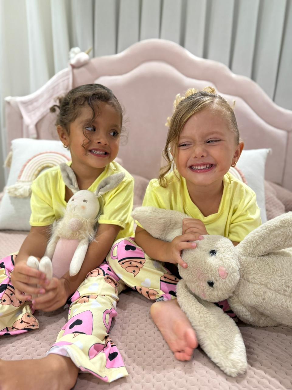 Issis Kids  Perritos