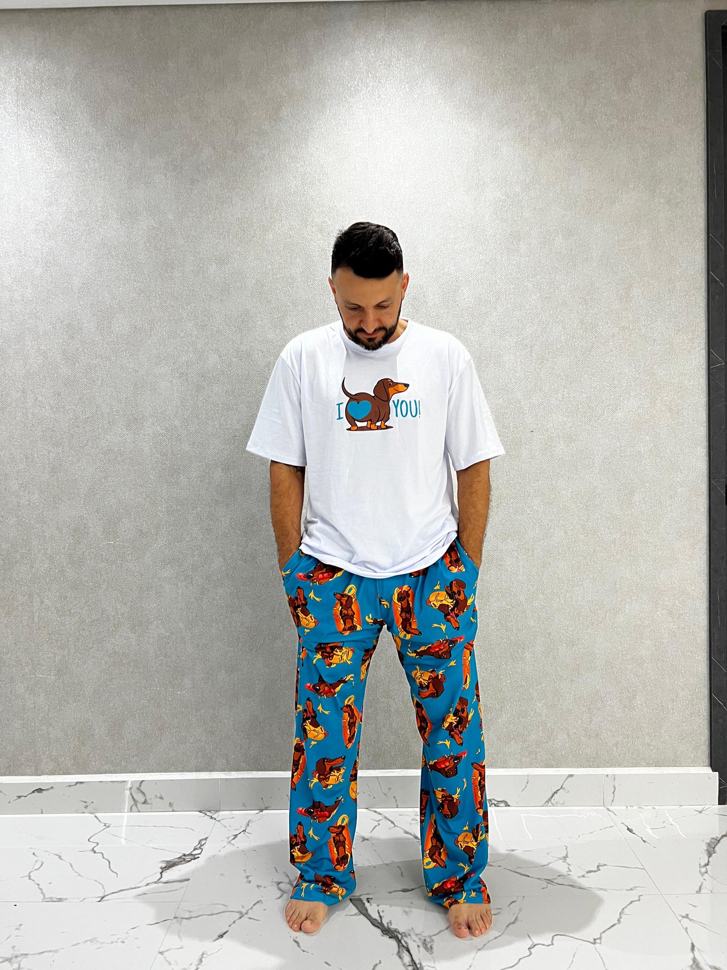 Ariel Perro salchicha Hombre